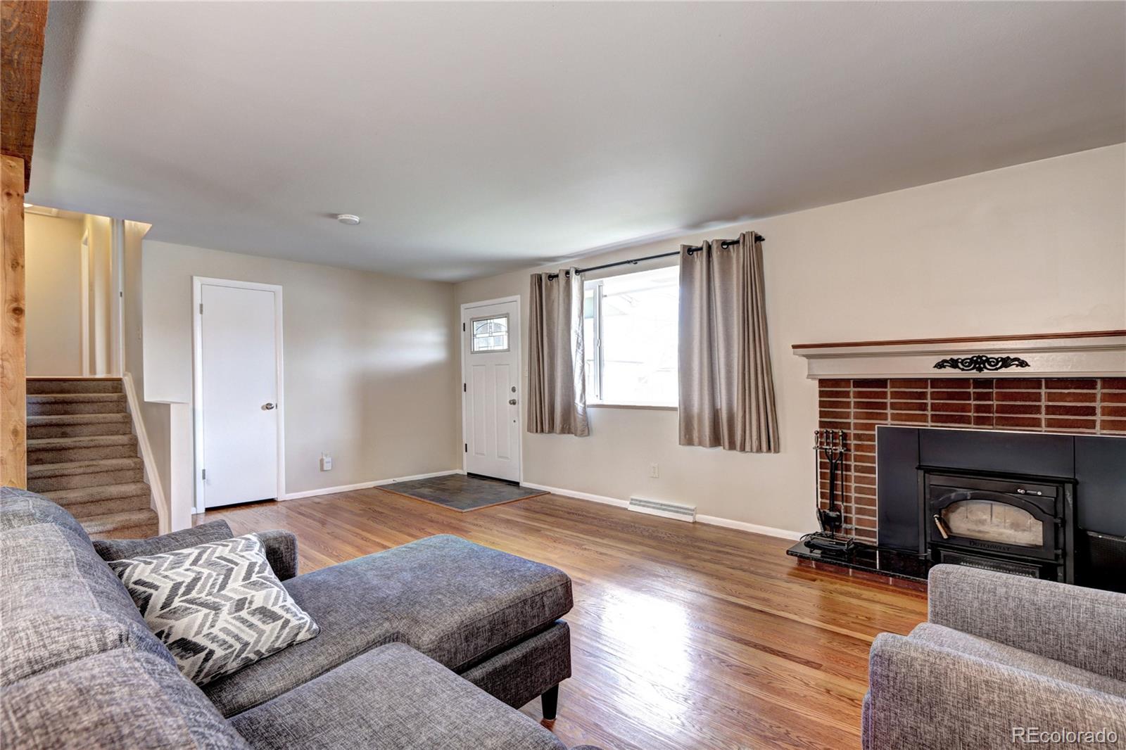 MLS Image #3 for 2872 s ivan way,denver, Colorado