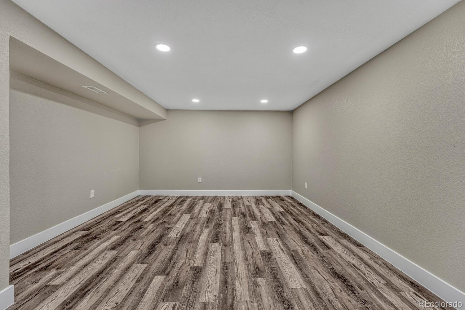 MLS Image #25 for 1490 s ivy way,denver, Colorado