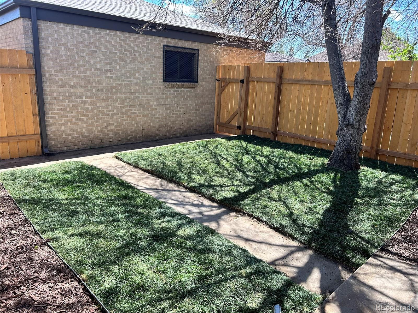 MLS Image #14 for 2802 n harrison street,denver, Colorado
