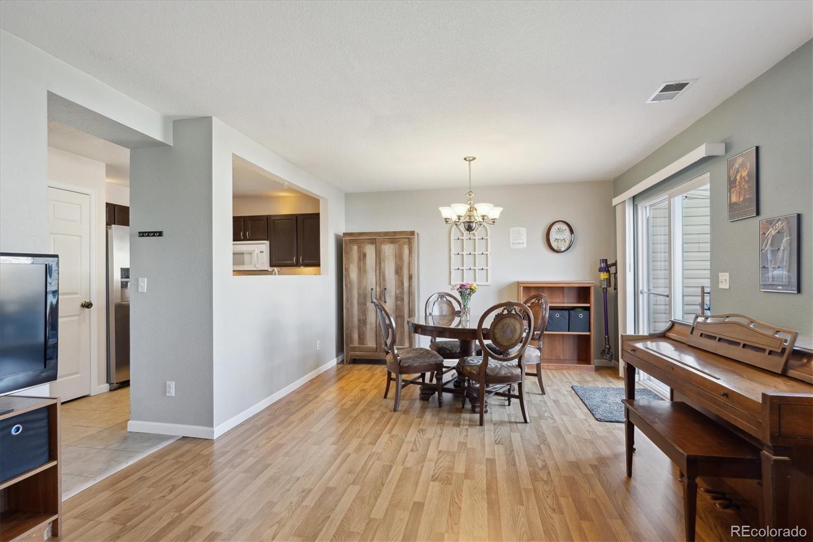 MLS Image #2 for 5506 s quemoy circle,aurora, Colorado