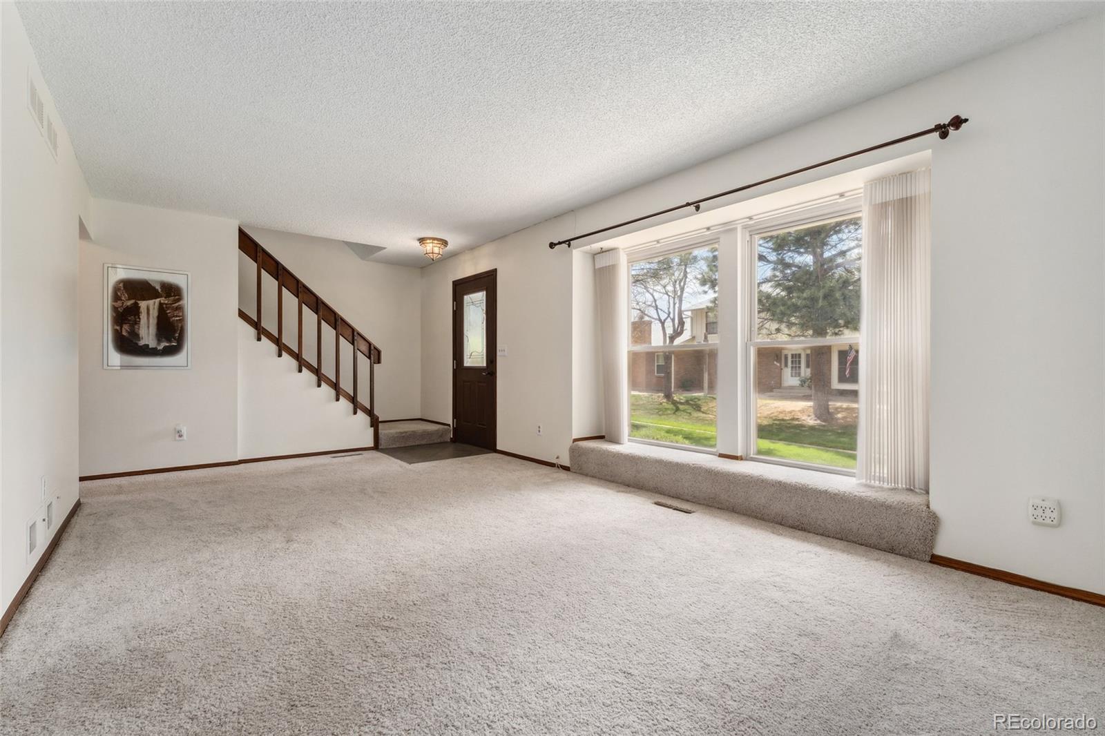 MLS Image #9 for 10208 e jewell avenue,aurora, Colorado