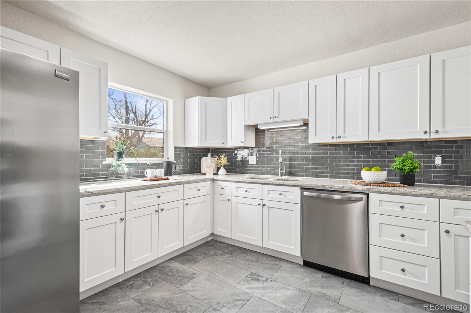 MLS Image #6 for 932  quentin street,aurora, Colorado