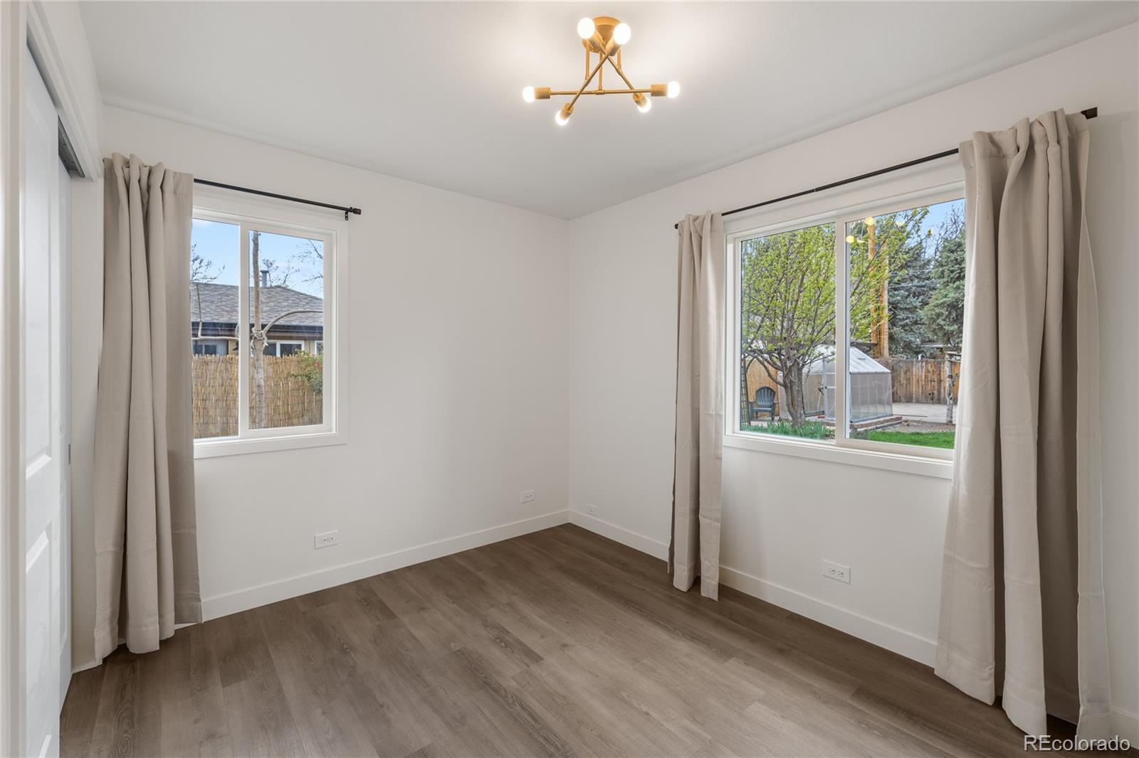 MLS Image #14 for 835 s shoshone street,denver, Colorado