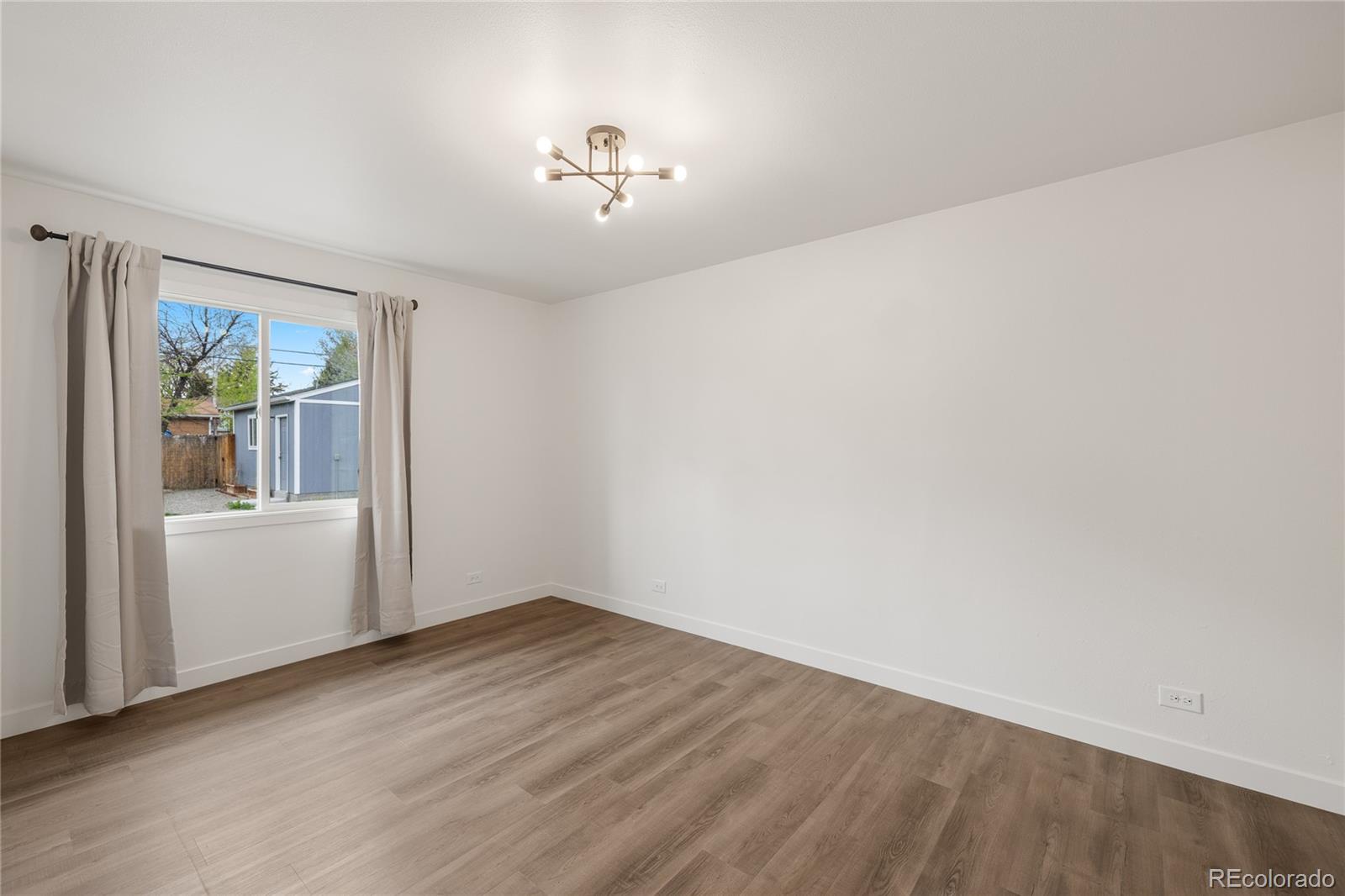 MLS Image #17 for 835 s shoshone street,denver, Colorado