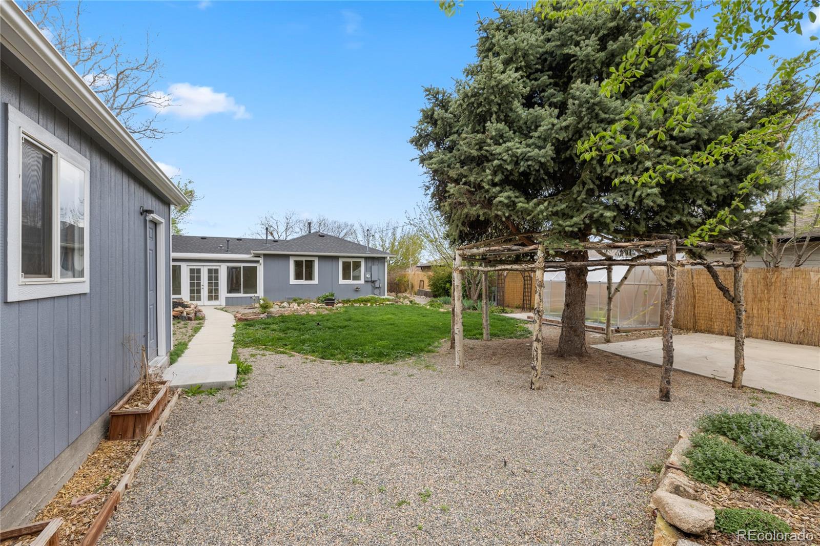 MLS Image #28 for 835 s shoshone street,denver, Colorado
