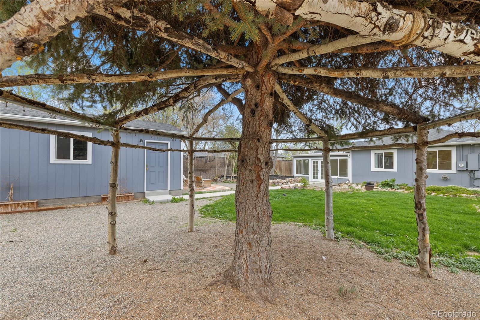 MLS Image #29 for 835 s shoshone street,denver, Colorado