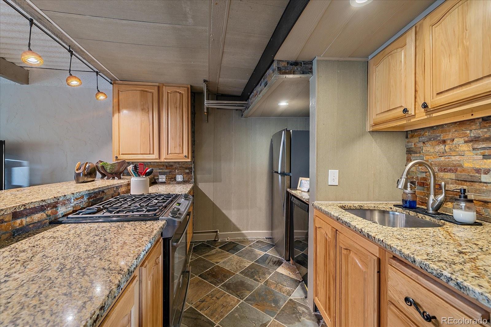 MLS Image #10 for 80  clear creek lane,golden, Colorado