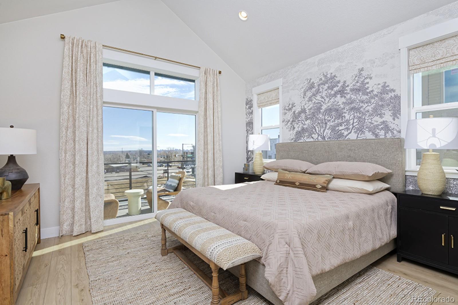 MLS Image #4 for 2855 s pancratia street,denver, Colorado