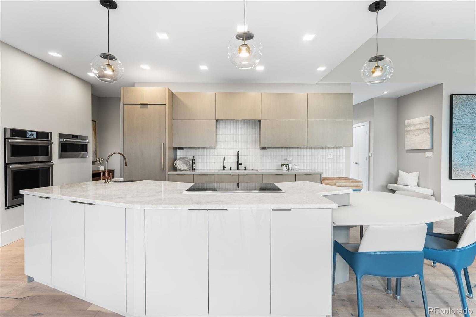 MLS Image #5 for 8240 w tennessee avenue,lakewood, Colorado