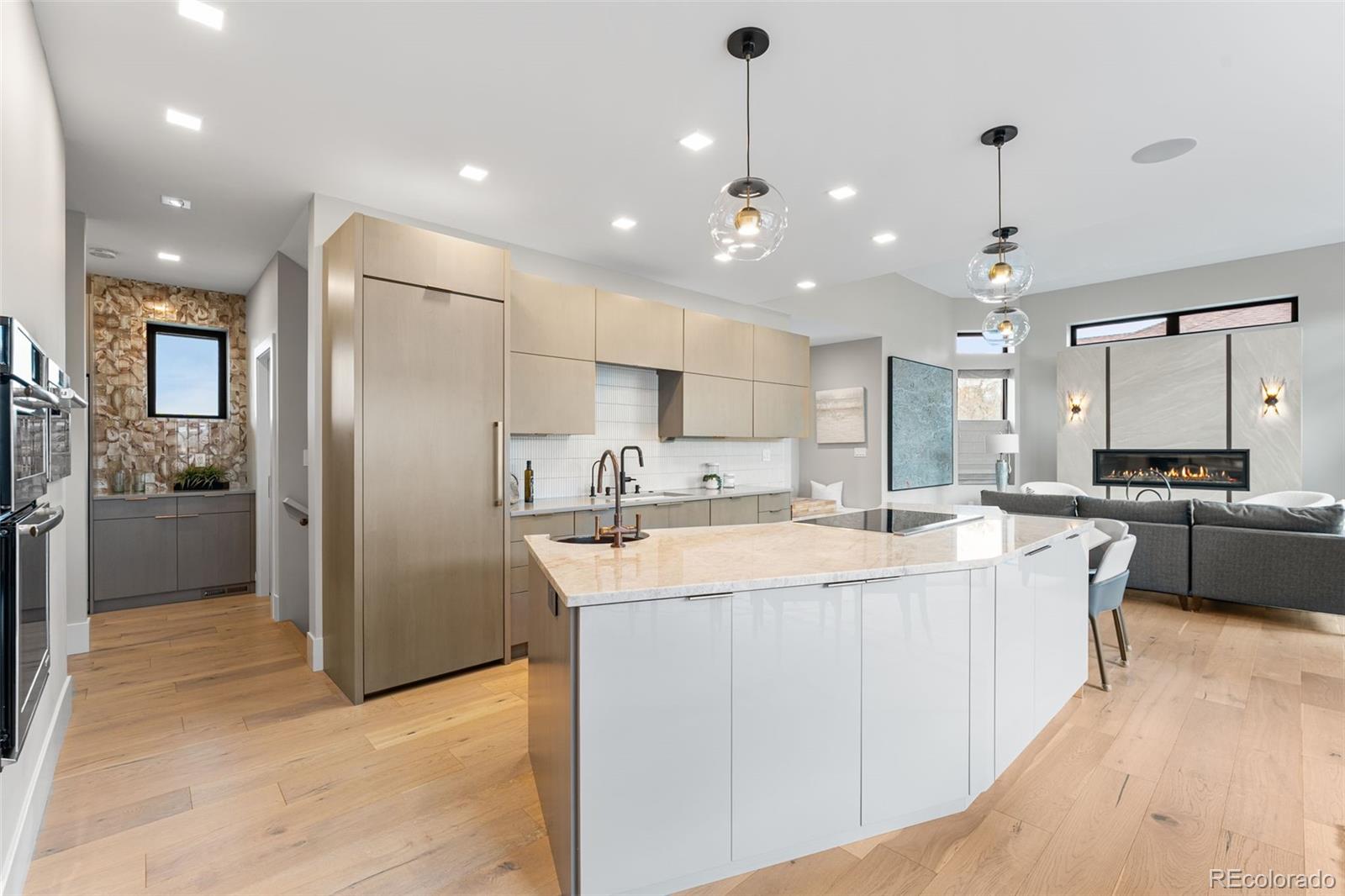 MLS Image #6 for 8240 w tennessee avenue,lakewood, Colorado