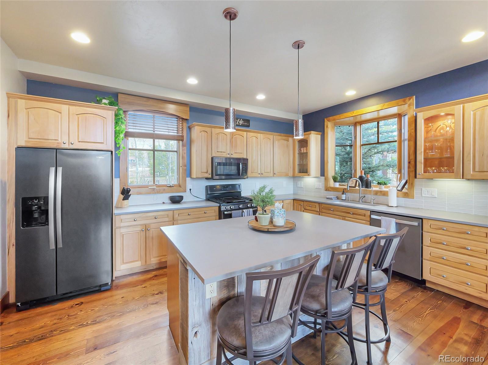 MLS Image #10 for 77  b road,silverthorne, Colorado