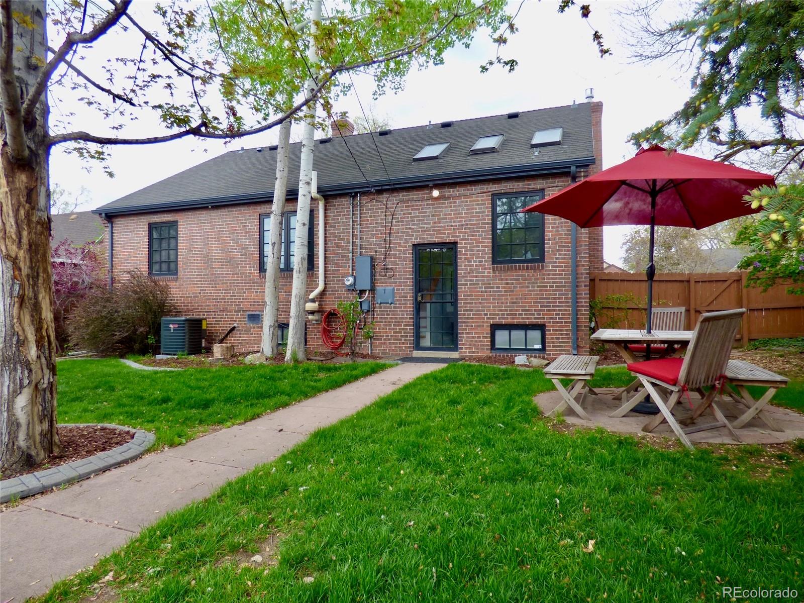 MLS Image #33 for 1315  grape street,denver, Colorado