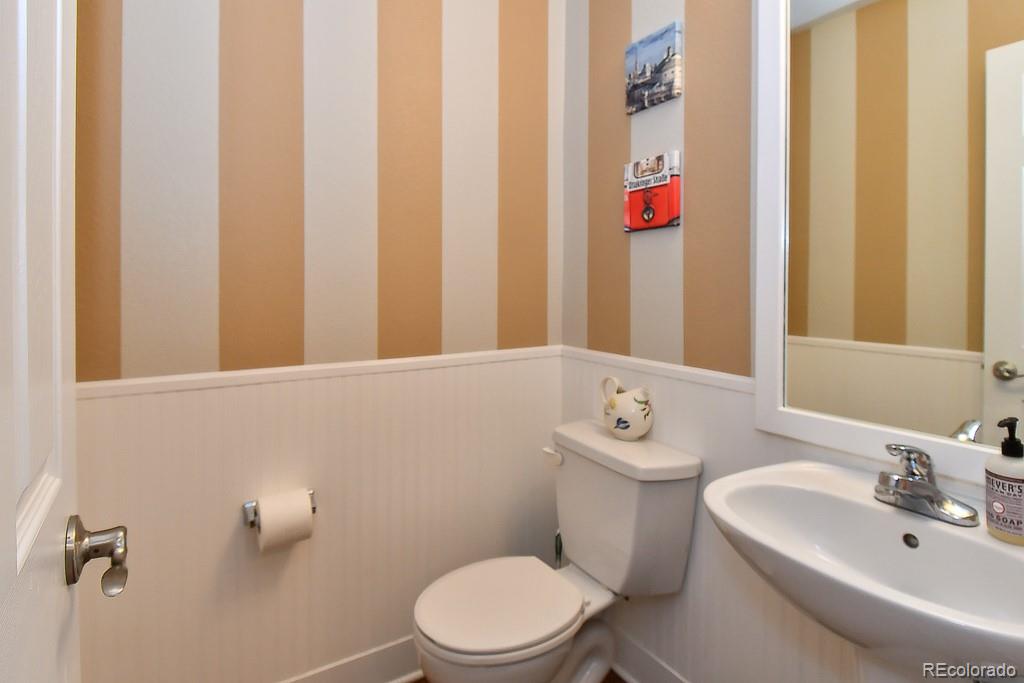MLS Image #5 for 3401 n xenia street,denver, Colorado
