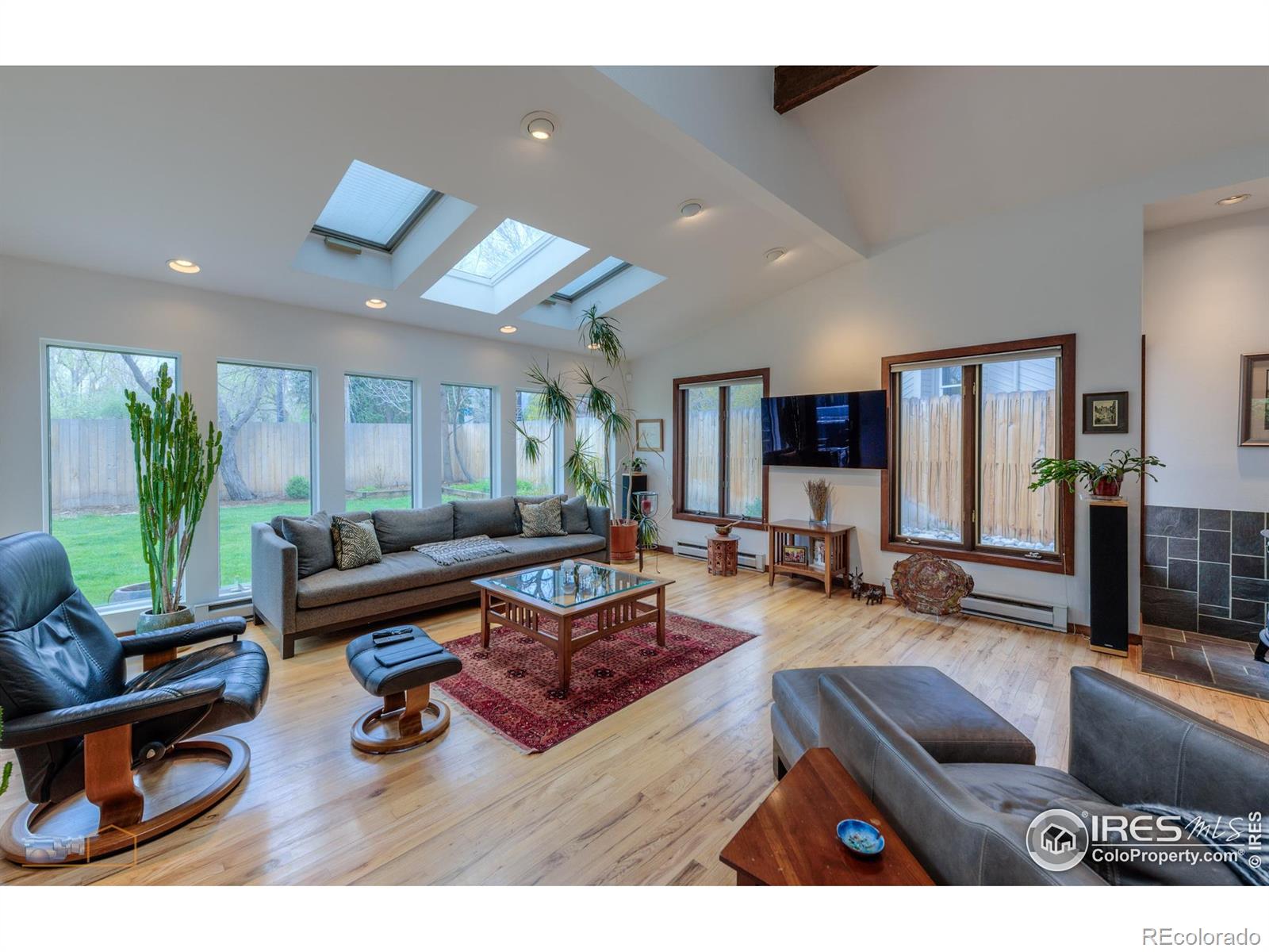 MLS Image #5 for 2212  juniper court,boulder, Colorado
