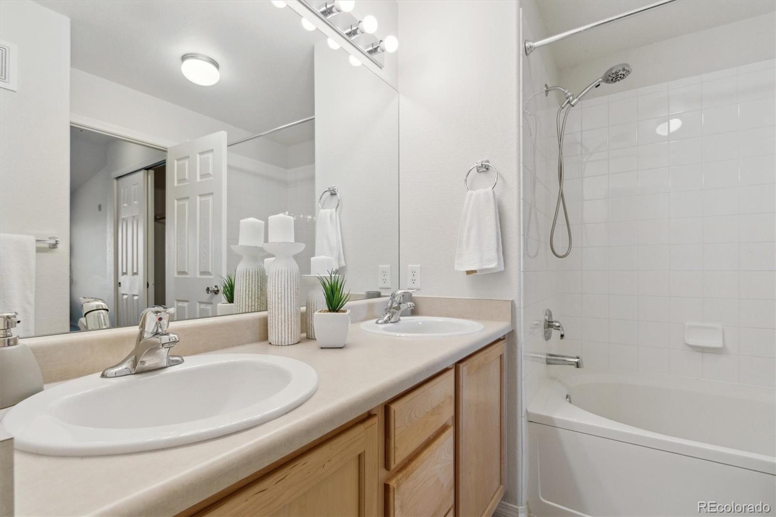 MLS Image #14 for 12711  colorado boulevard h804,thornton, Colorado