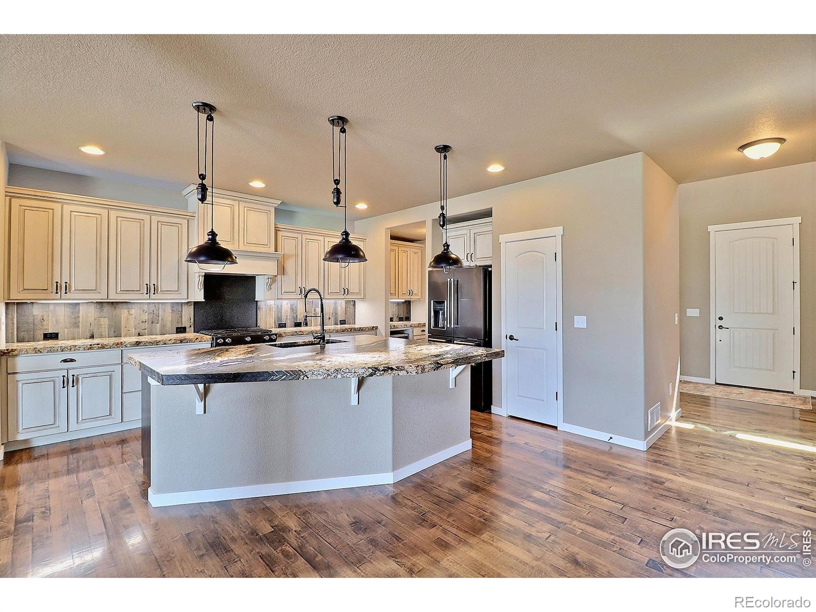MLS Image #7 for 1383  cimarron circle,eaton, Colorado