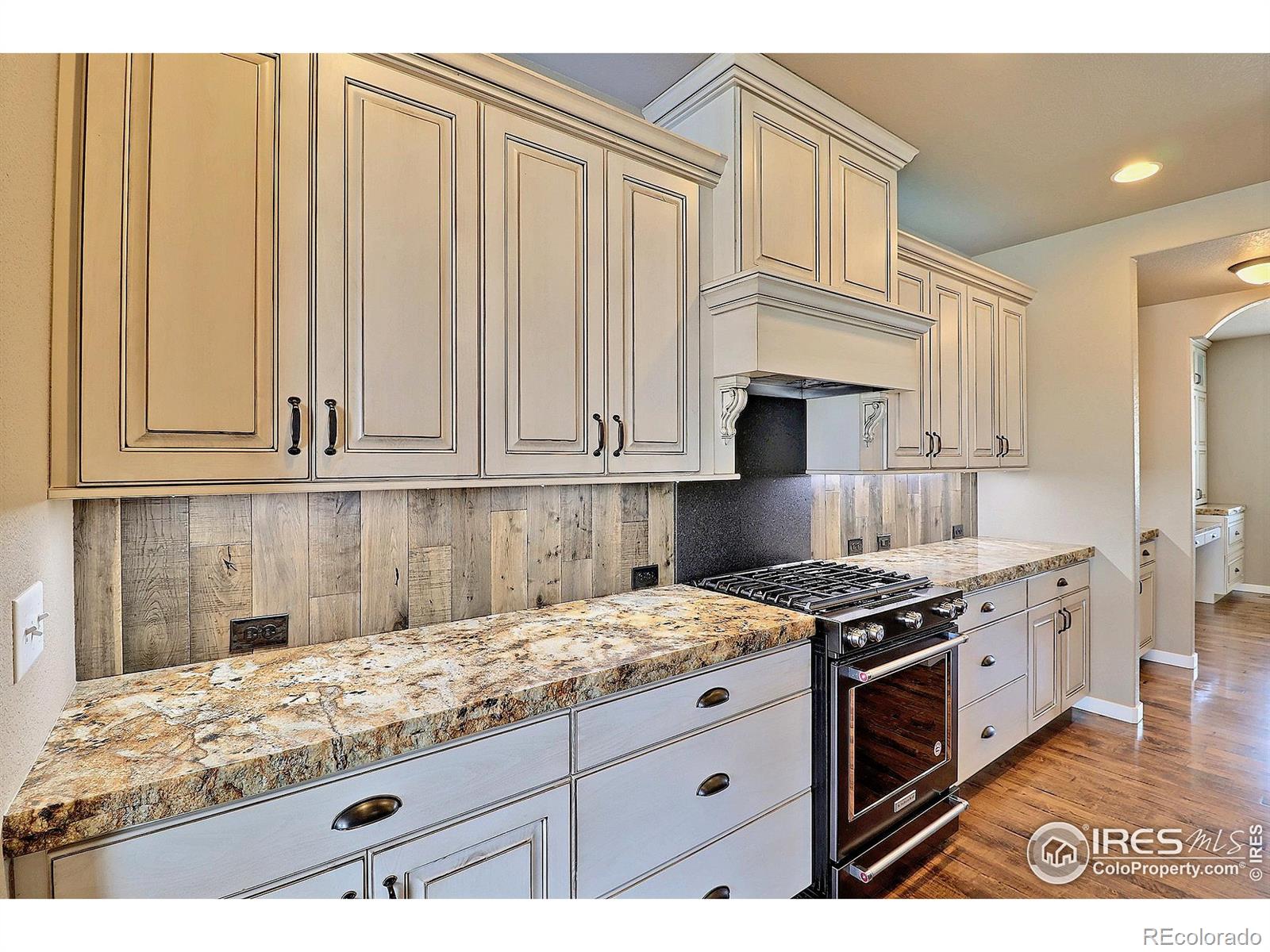MLS Image #9 for 1383  cimarron circle,eaton, Colorado