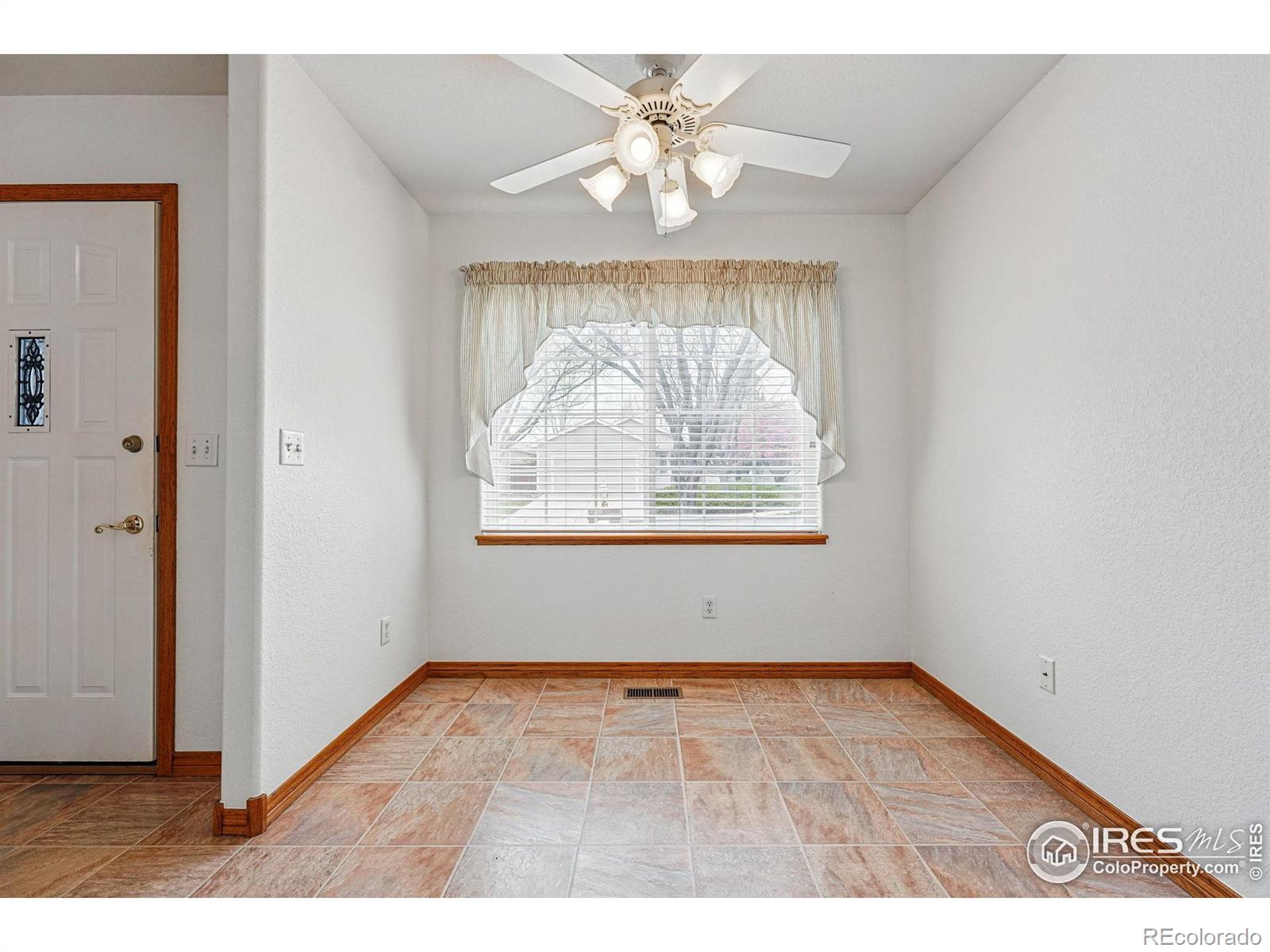 MLS Image #6 for 900  arbor avenue,fort collins, Colorado