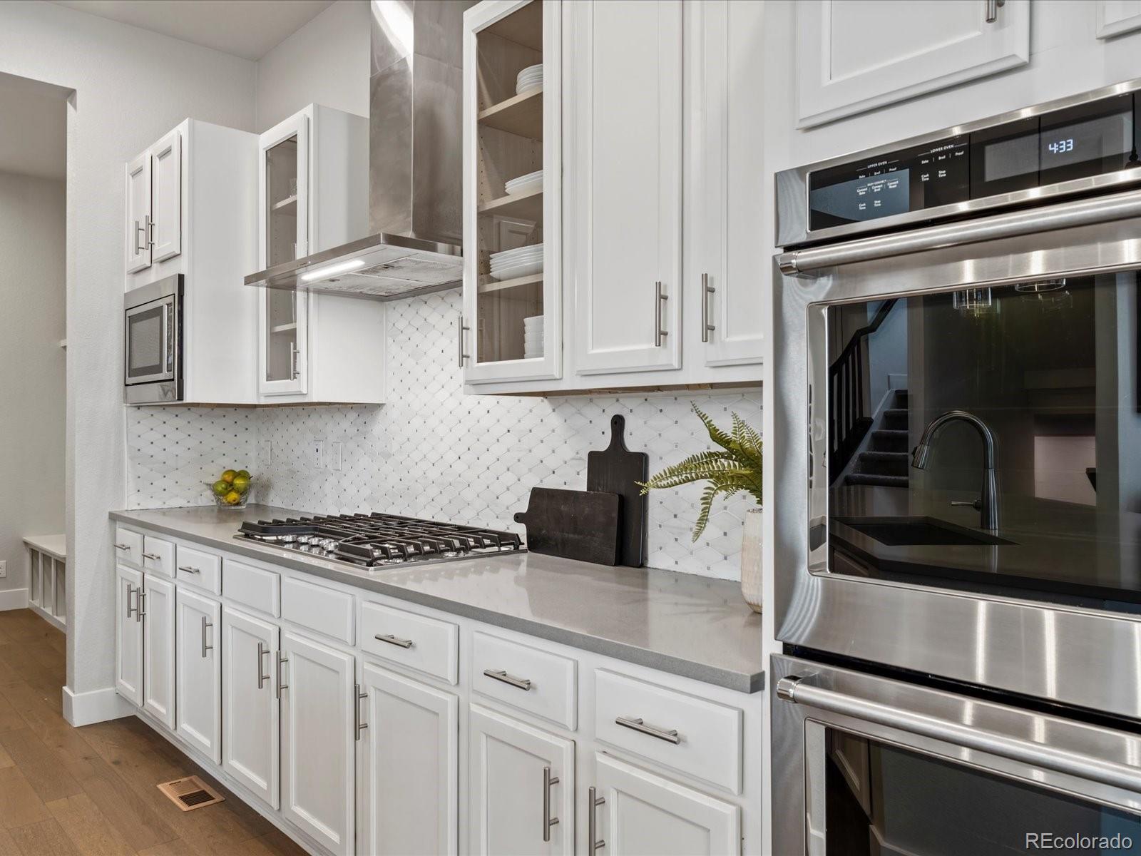 MLS Image #6 for 9378 e 60th place,denver, Colorado