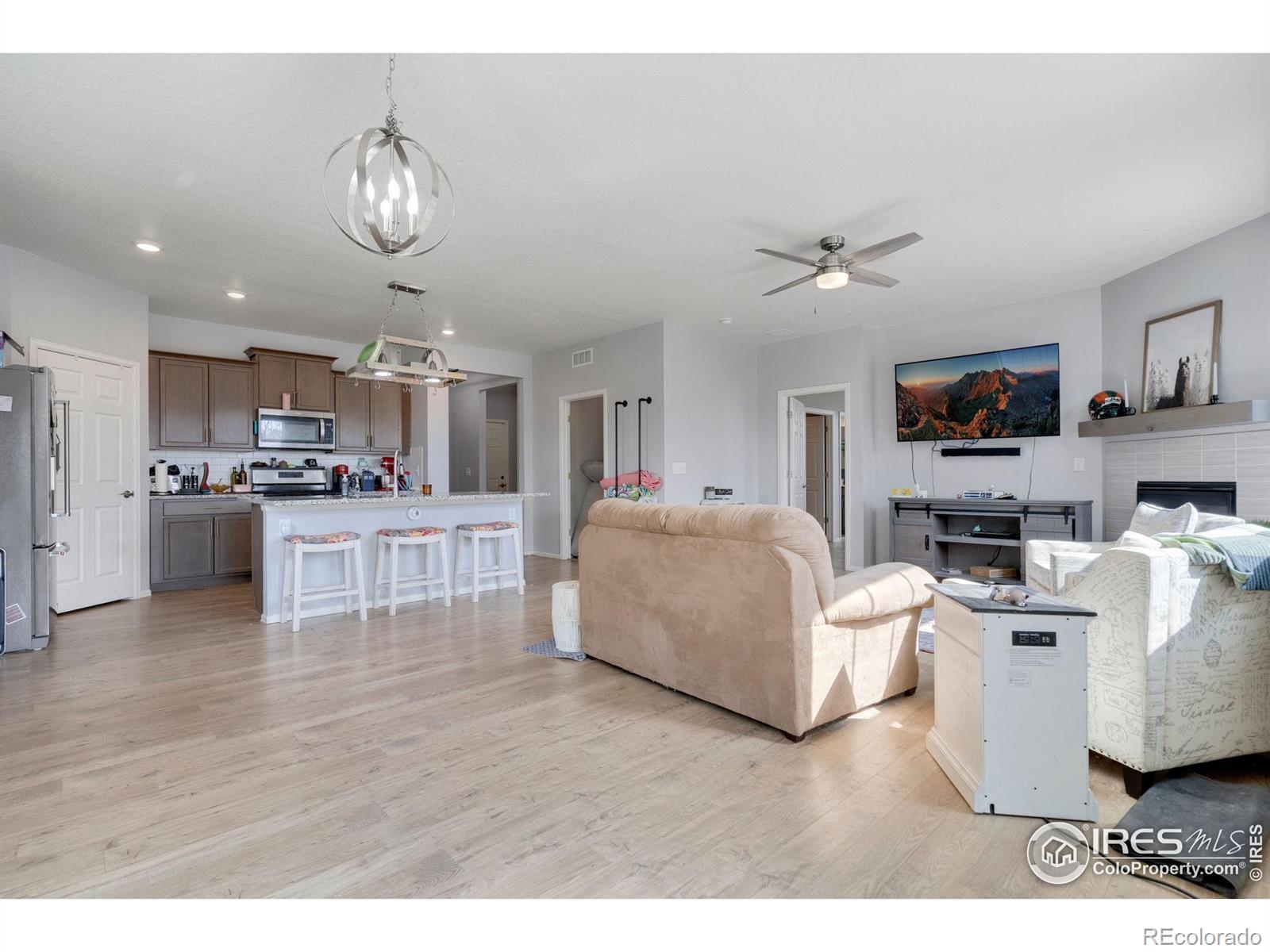 MLS Image #17 for 2000  rose petal drive,windsor, Colorado