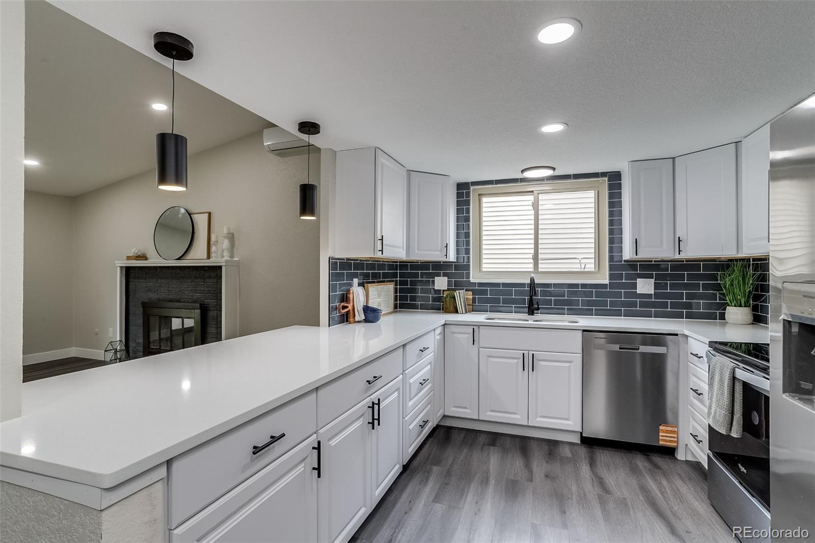 MLS Image #19 for 3402 s olathe way,aurora, Colorado