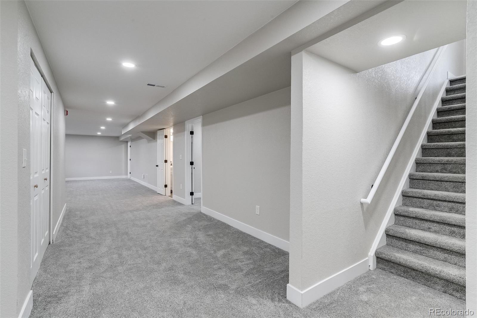 MLS Image #28 for 3402 s olathe way,aurora, Colorado