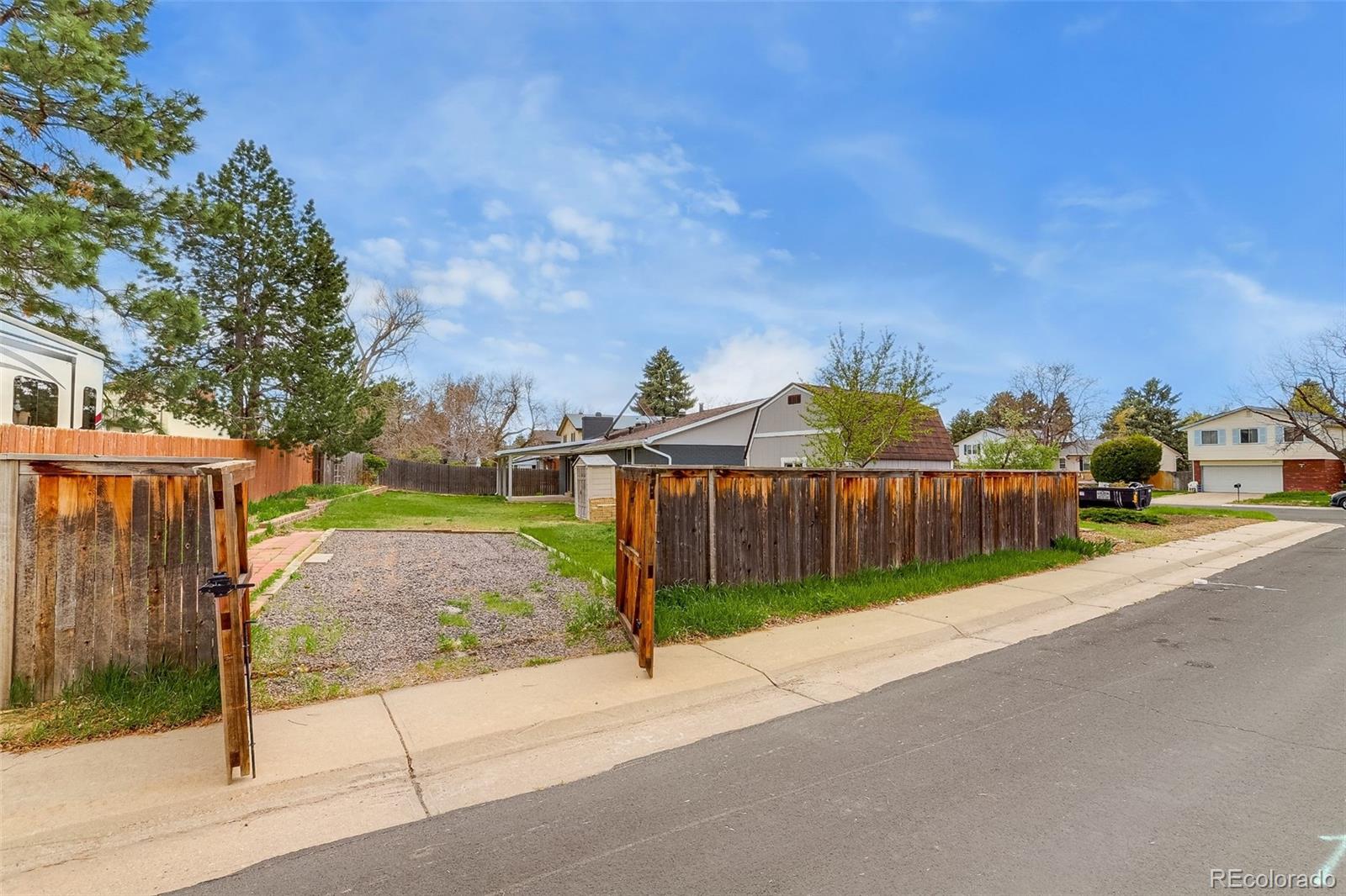 MLS Image #43 for 3402 s olathe way,aurora, Colorado