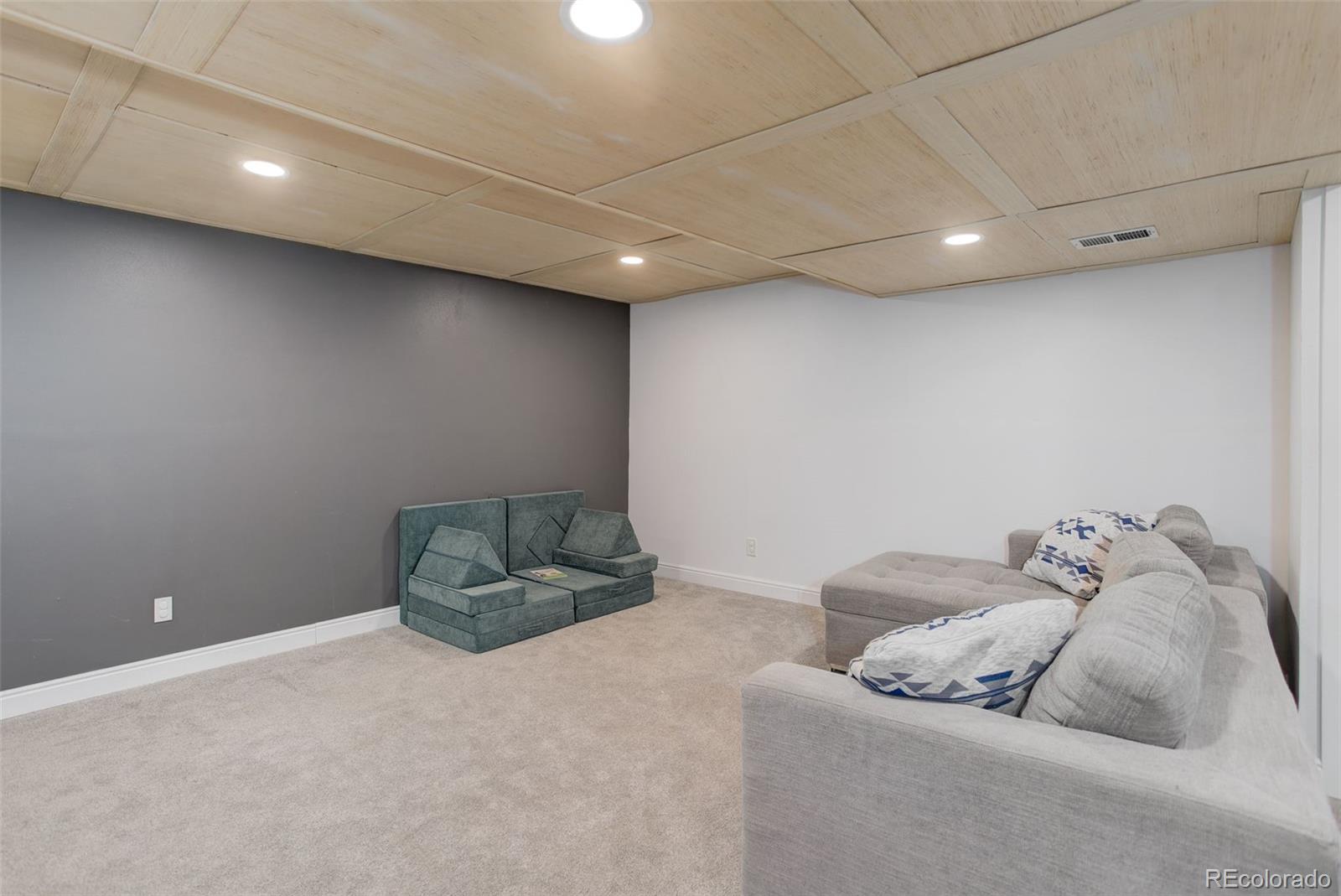 MLS Image #22 for 11420 e 1st avenue,aurora, Colorado