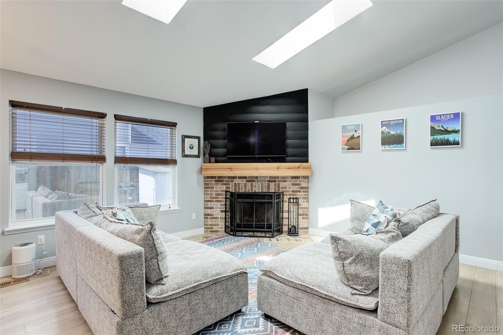 MLS Image #4 for 11420 e 1st avenue,aurora, Colorado