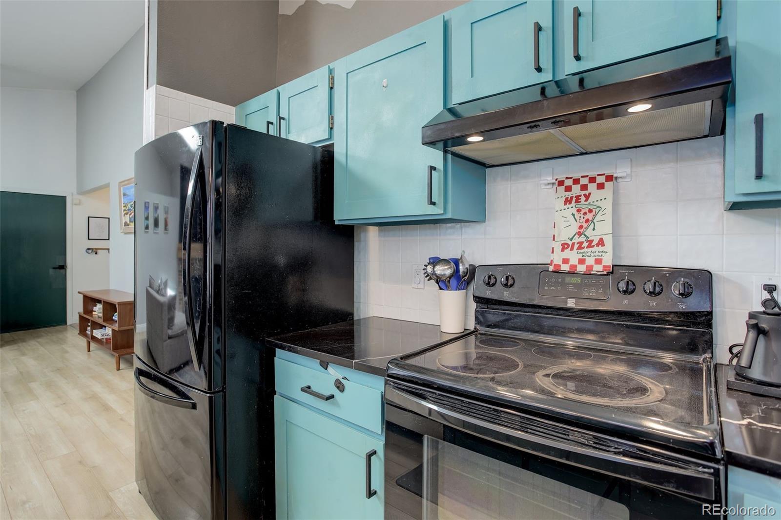 MLS Image #9 for 11420 e 1st avenue,aurora, Colorado
