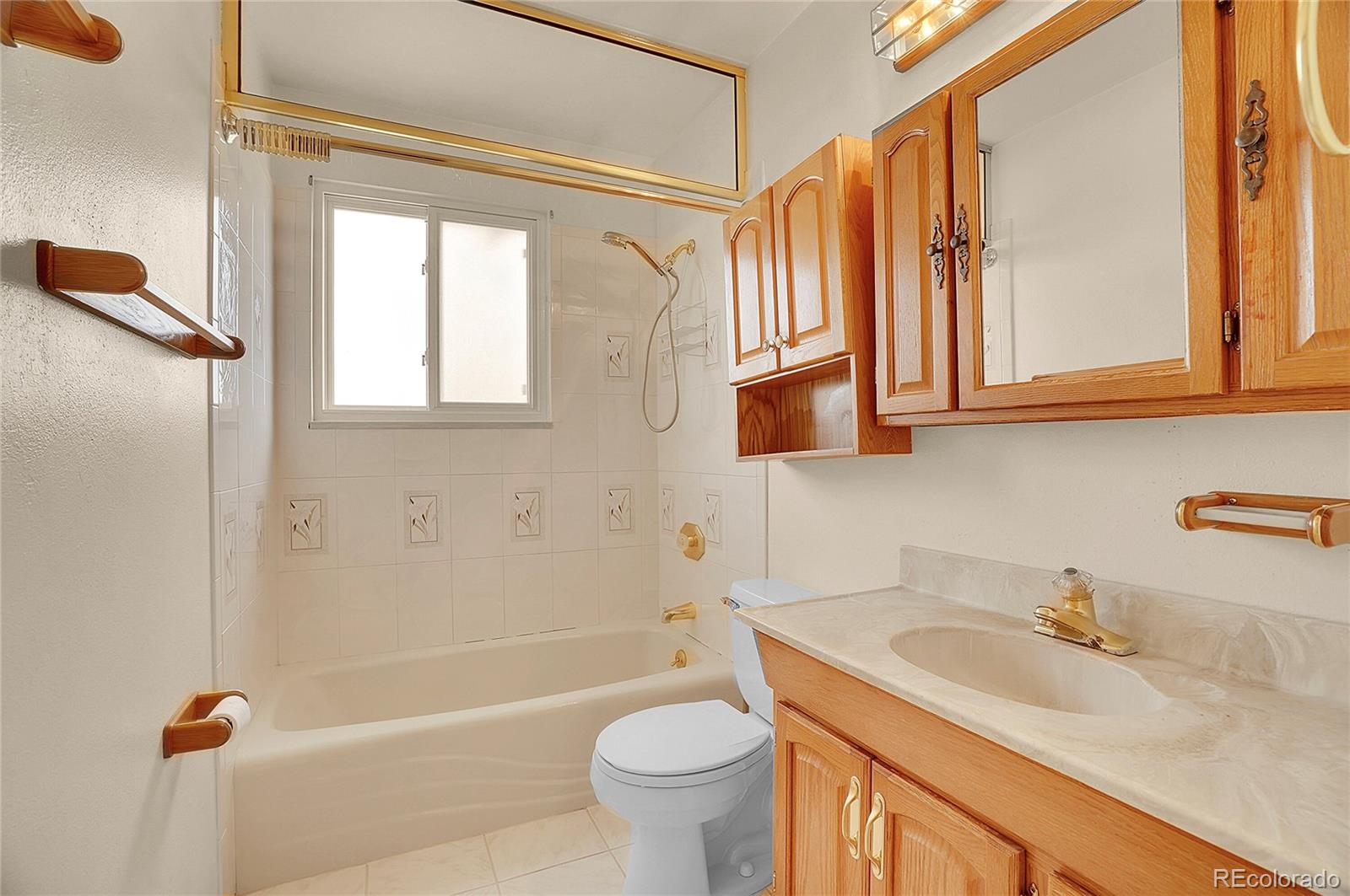 MLS Image #10 for 5510  troy street,denver, Colorado