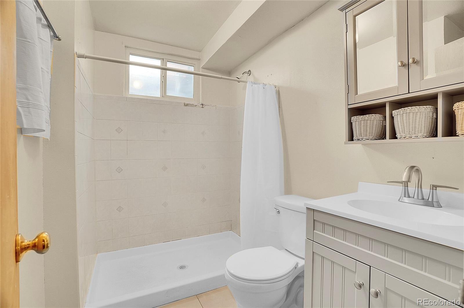 MLS Image #18 for 5510  troy street,denver, Colorado