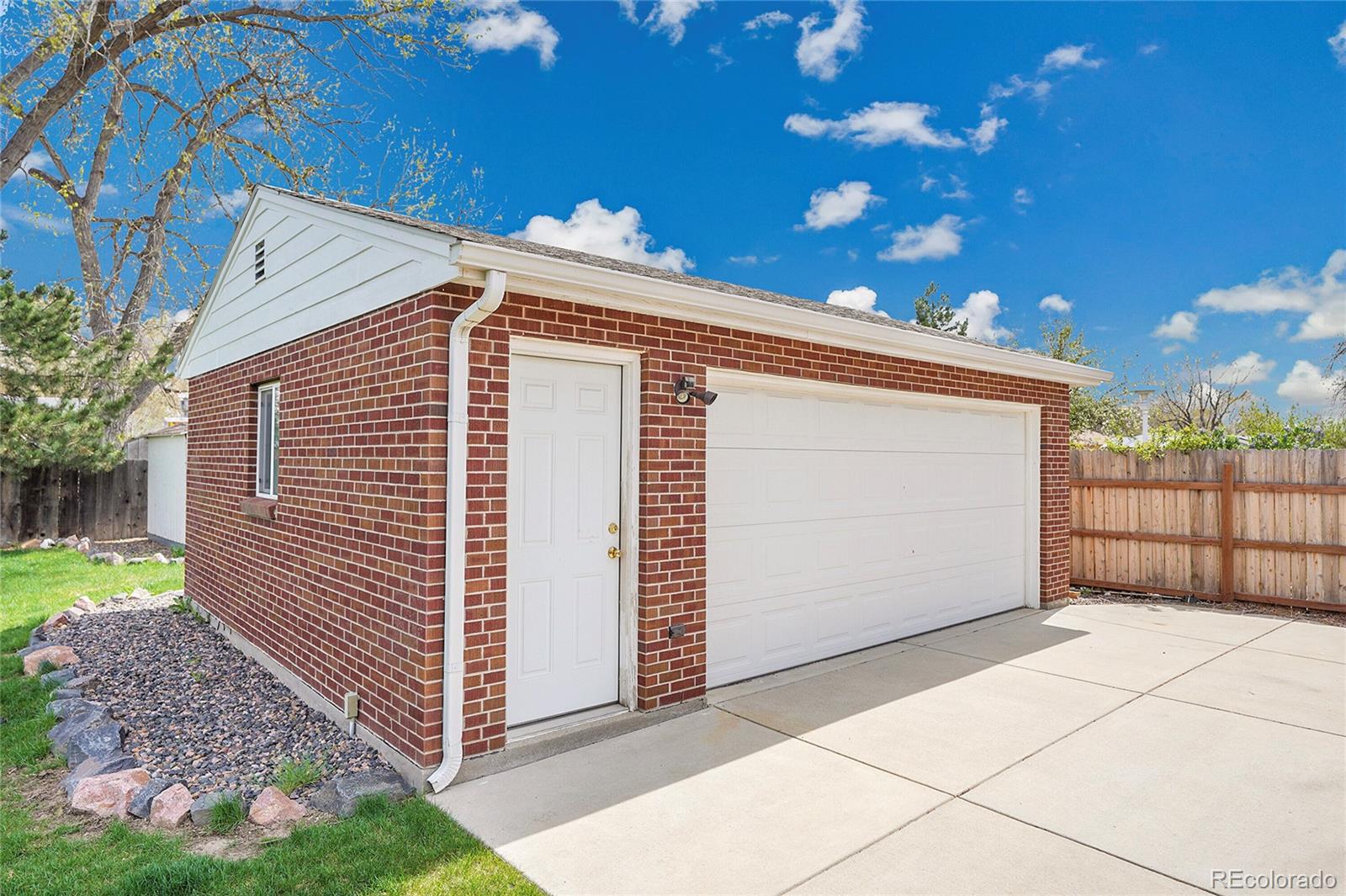 MLS Image #24 for 5510  troy street,denver, Colorado