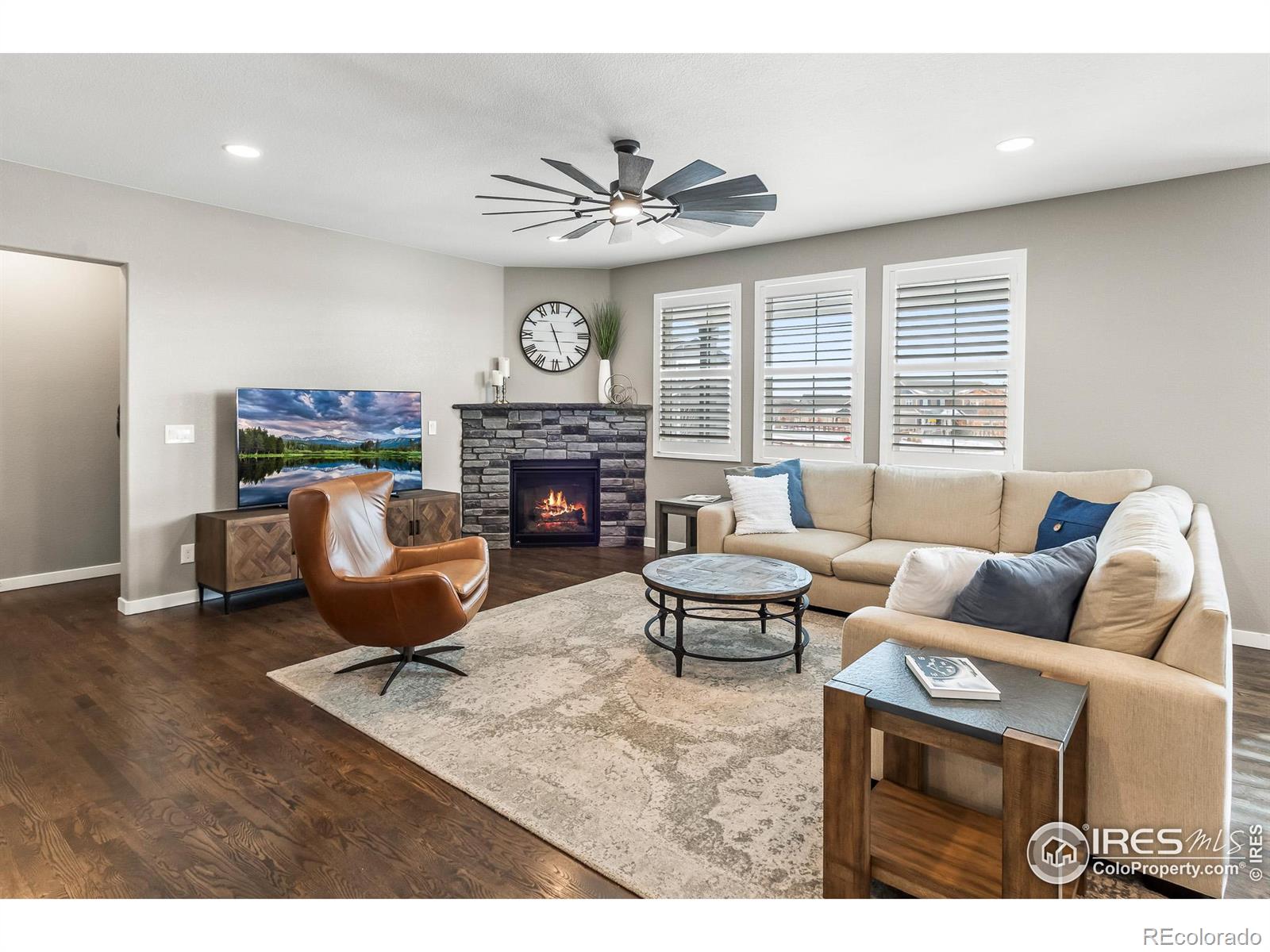 MLS Image #2 for 2121  covered bridge parkway,windsor, Colorado