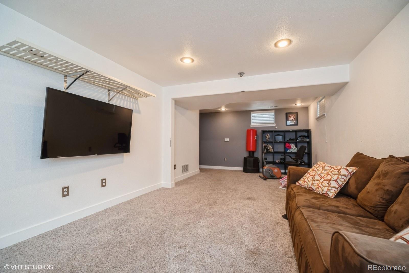 MLS Image #14 for 483 s kingston circle,aurora, Colorado