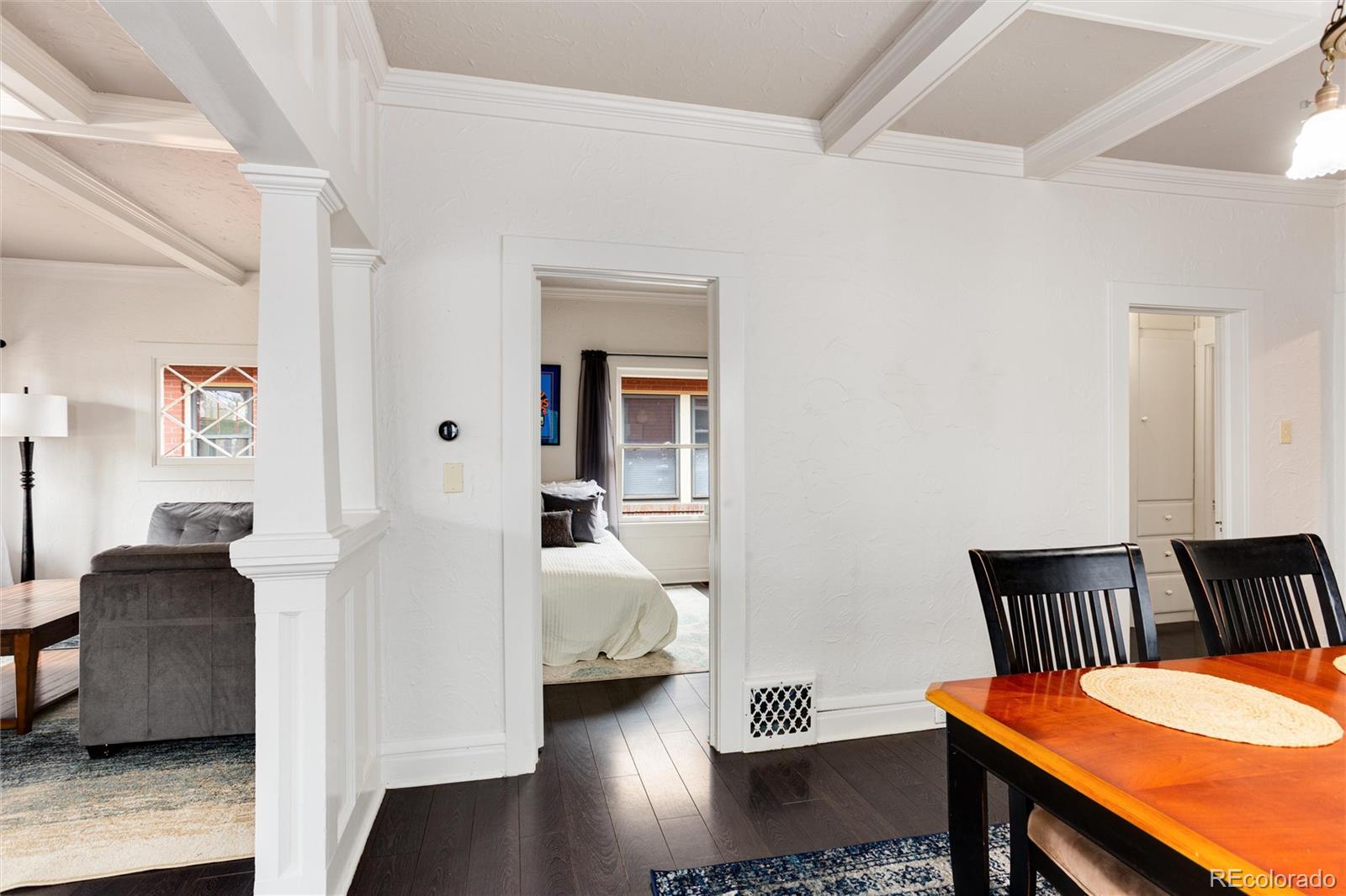 MLS Image #11 for 260 n grant street,denver, Colorado