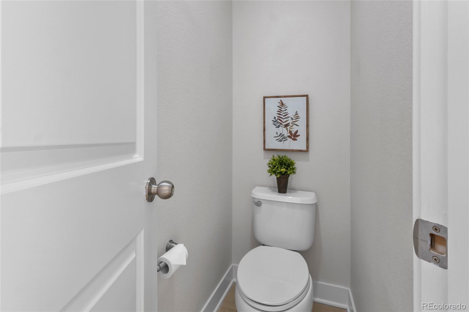 MLS Image #21 for 3529  xanthia court,denver, Colorado