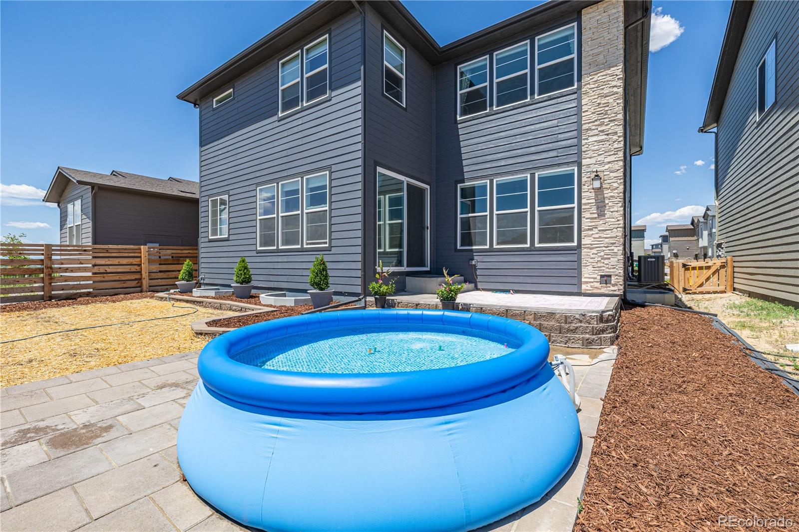 MLS Image #17 for 23652 e 40th avenue,aurora, Colorado
