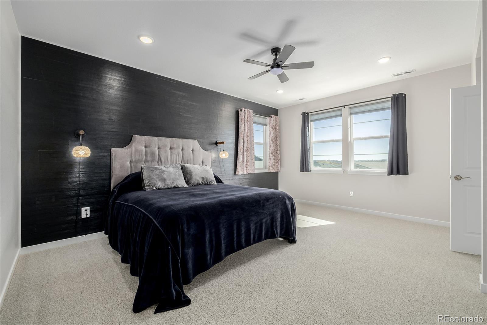 MLS Image #26 for 23652 e 40th avenue,aurora, Colorado