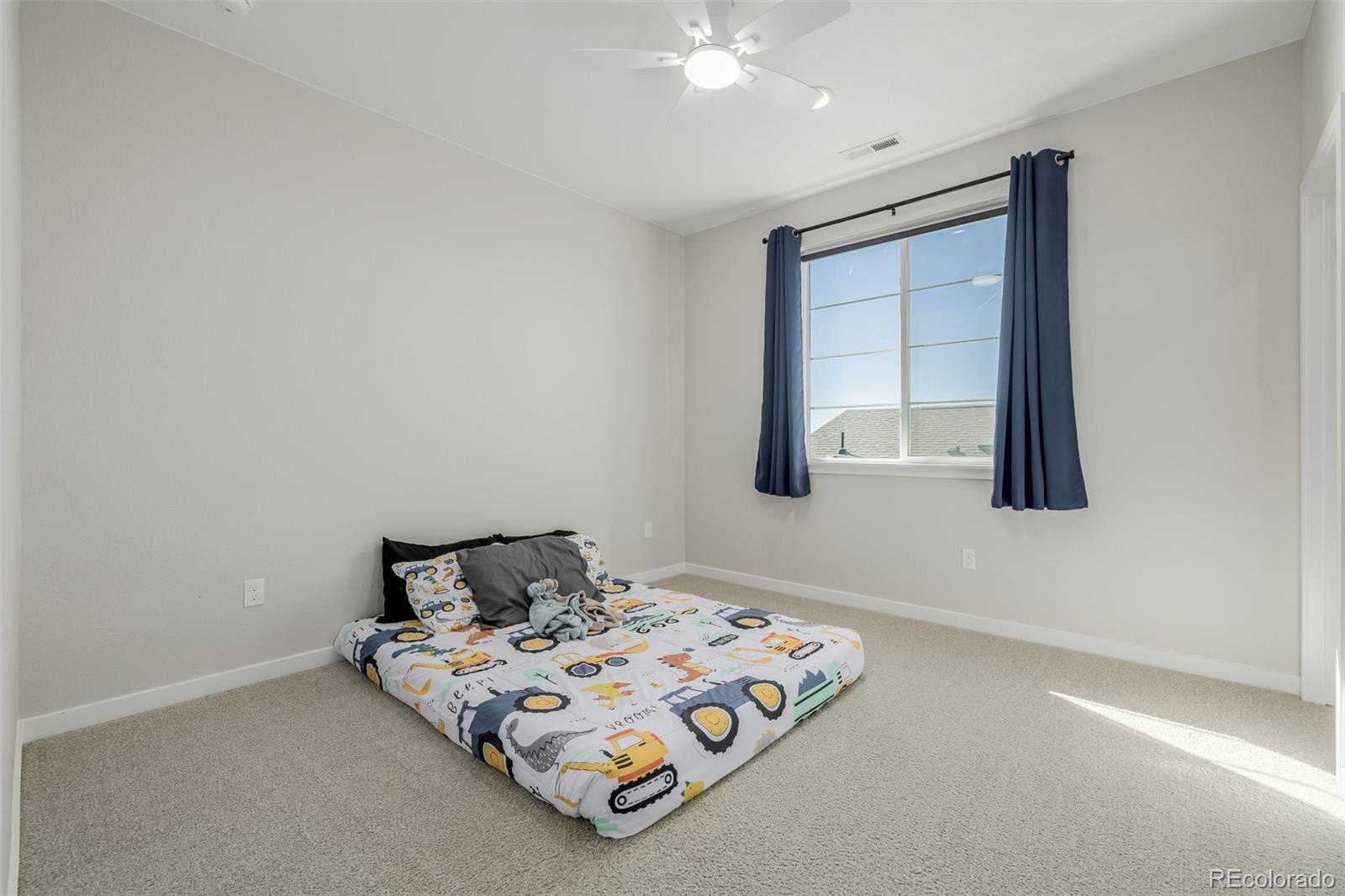 MLS Image #33 for 23652 e 40th avenue,aurora, Colorado