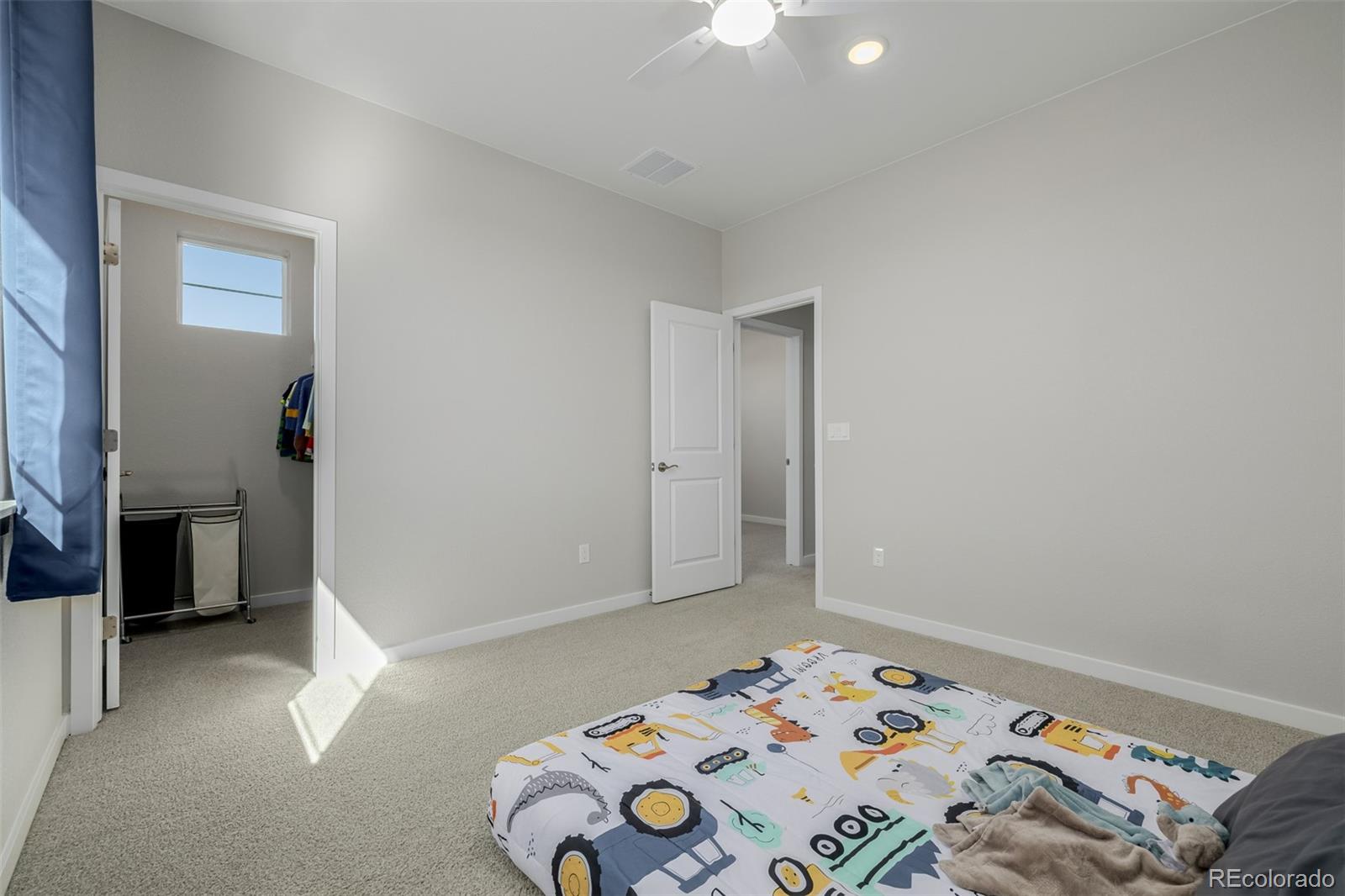 MLS Image #34 for 23652 e 40th avenue,aurora, Colorado