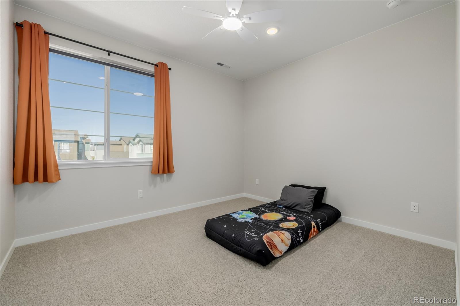 MLS Image #35 for 23652 e 40th avenue,aurora, Colorado