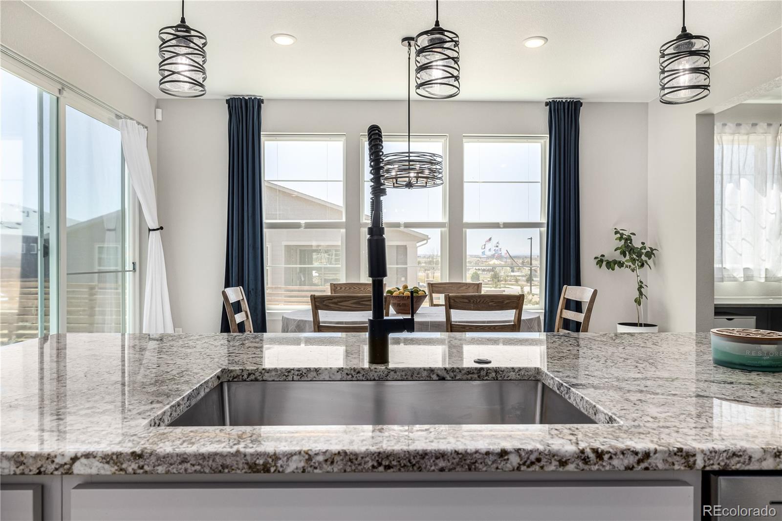 MLS Image #7 for 23652 e 40th avenue,aurora, Colorado