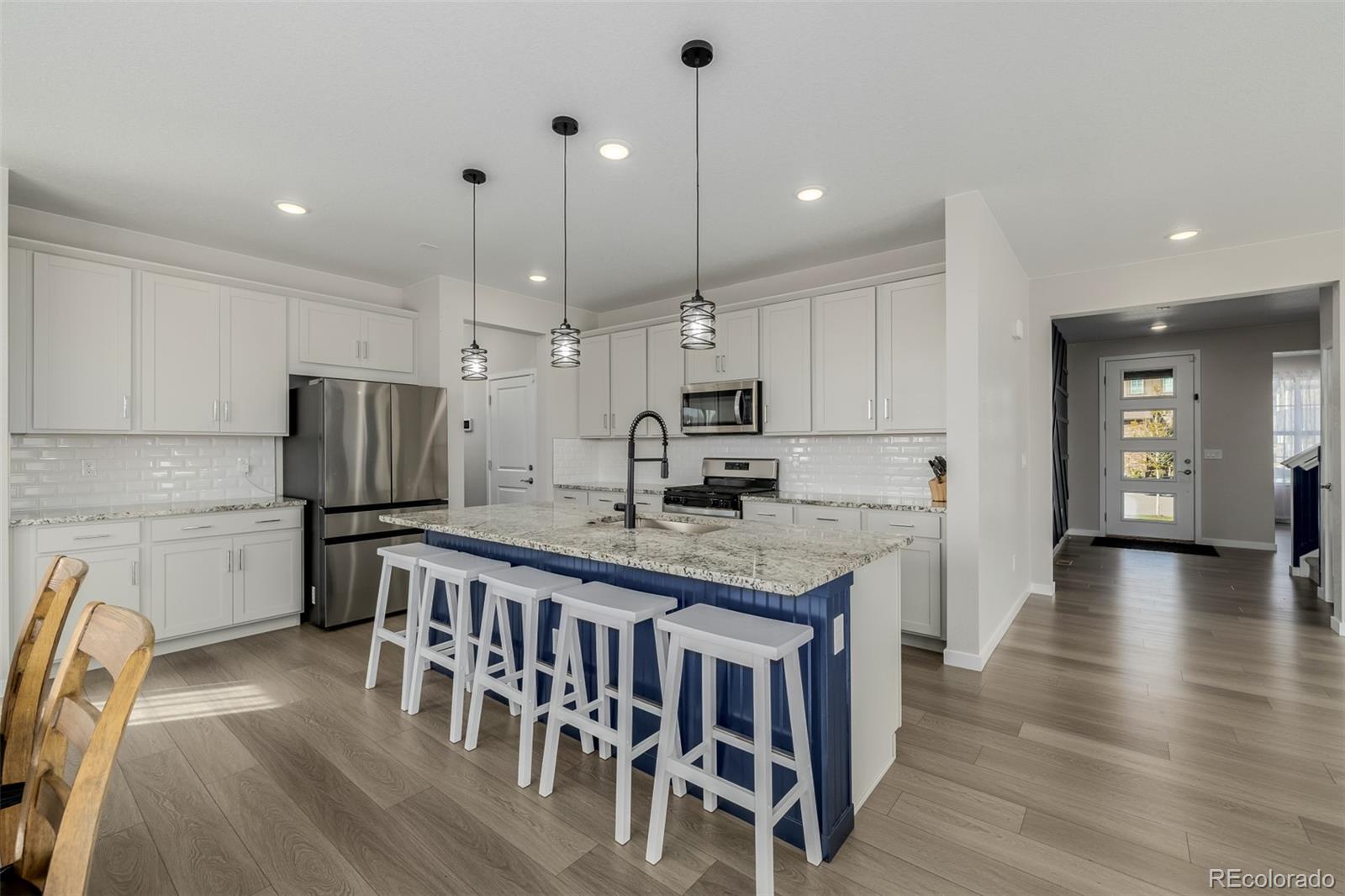 MLS Image #8 for 23652 e 40th avenue,aurora, Colorado