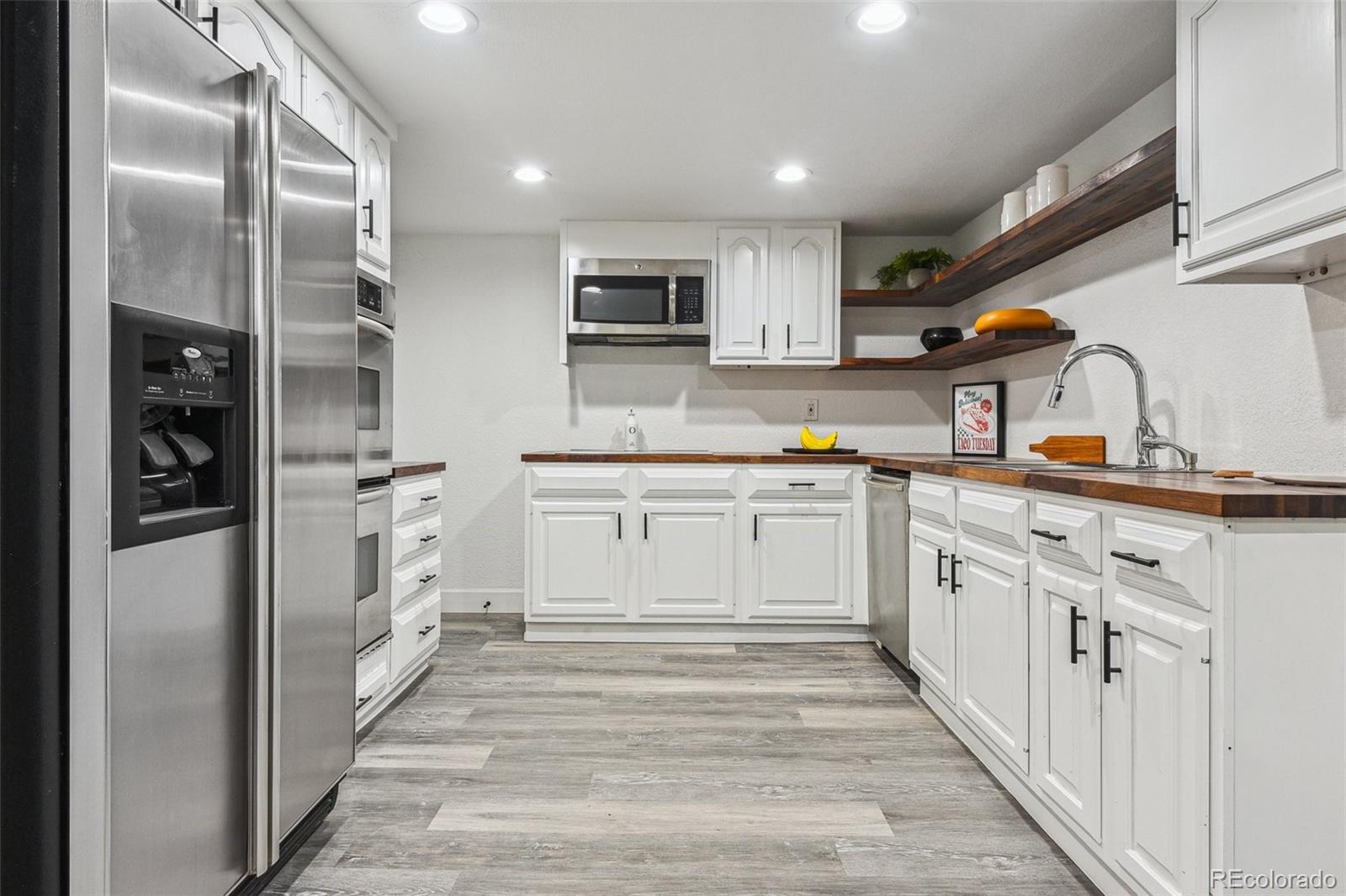 MLS Image #22 for 1498 s perry street,denver, Colorado