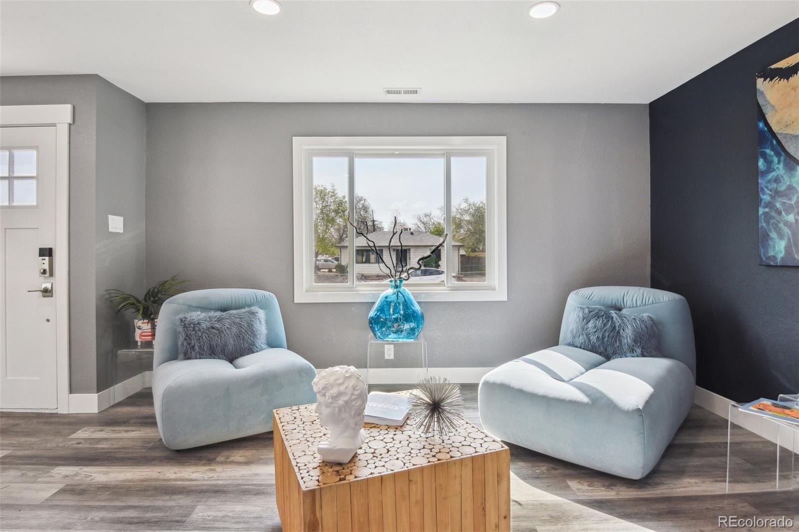 MLS Image #4 for 1498 s perry street,denver, Colorado