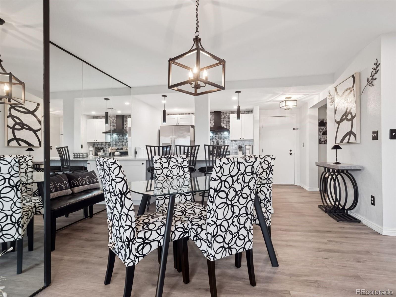 MLS Image #6 for 800 n pearl street,denver, Colorado