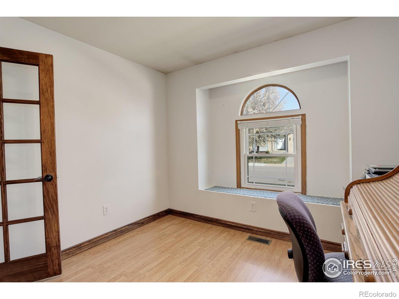 MLS Image #20 for 201  valley court,windsor, Colorado