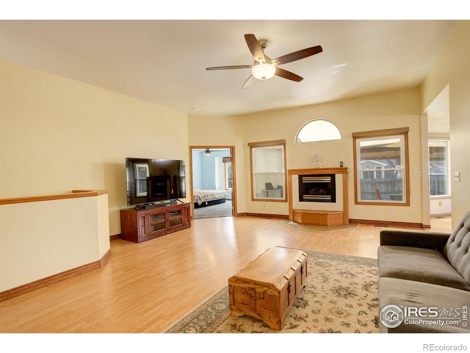 MLS Image #8 for 201  valley court,windsor, Colorado