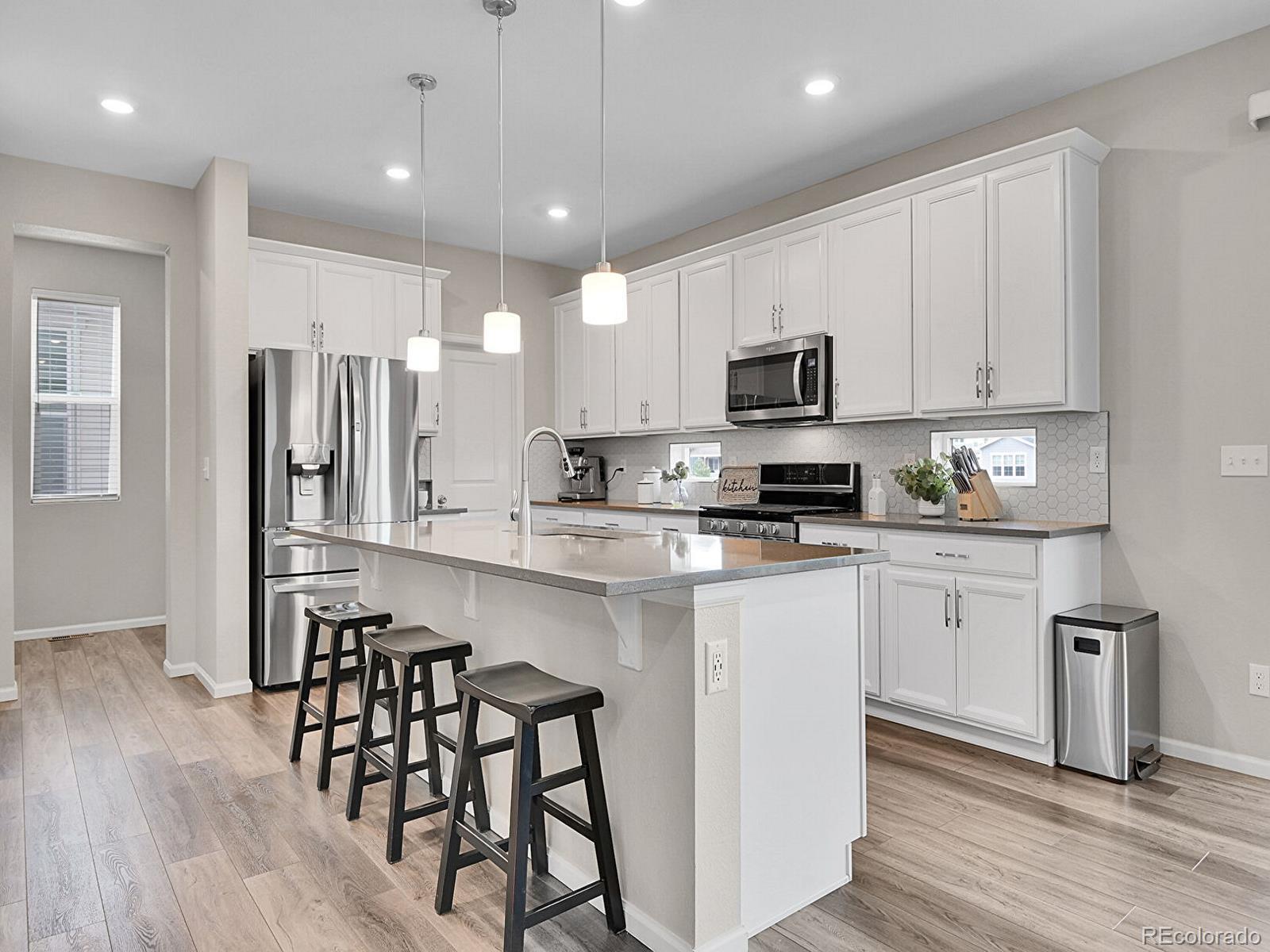 MLS Image #12 for 4552 s perth court,aurora, Colorado